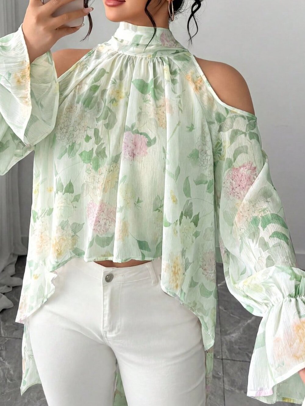Green Casual Women's Plus Size Semi-Sheer Long Sleeve Hydrangea Print Blouse - Picture 6 of 6